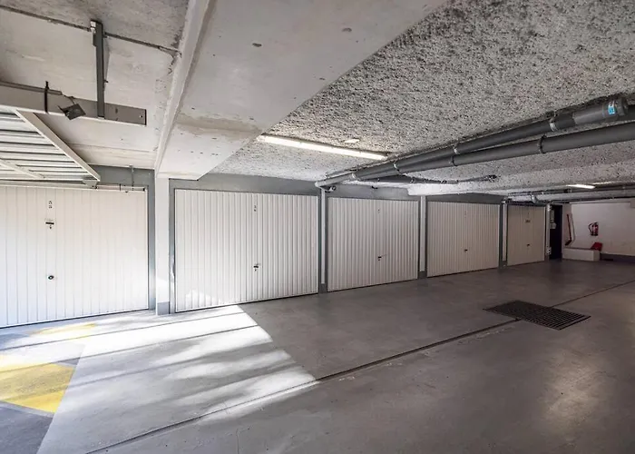 公寓 Beautiful And Spacious 2 Bed With Pool *