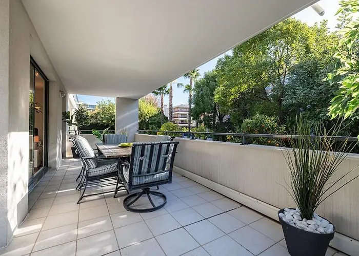 公寓 Beautiful And Spacious 2 Bed With Pool